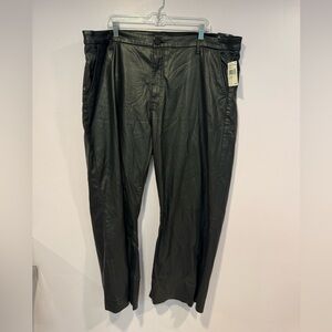 NWT Kut‎ from the Kloth Meg wide leg Faux leather pants